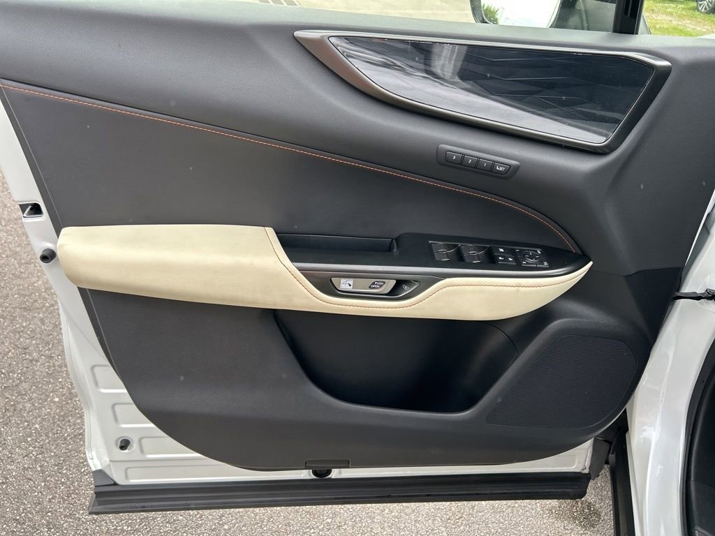 Used 2022 Lexus NX 250 FWD image 18