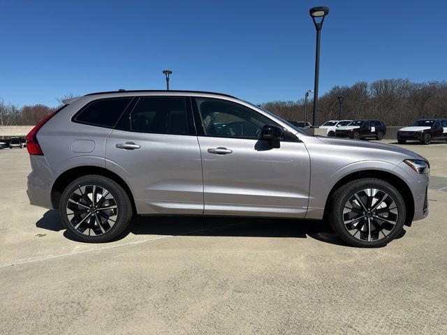 New 2026 Volvo XC60 T8 Plus w/ Protection Package Premier image 8
