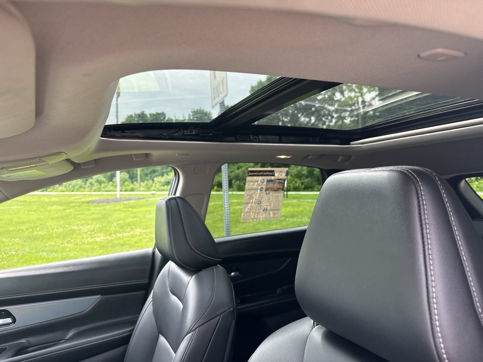 Used 2025 Nissan Murano SL AWD/4WD image 21