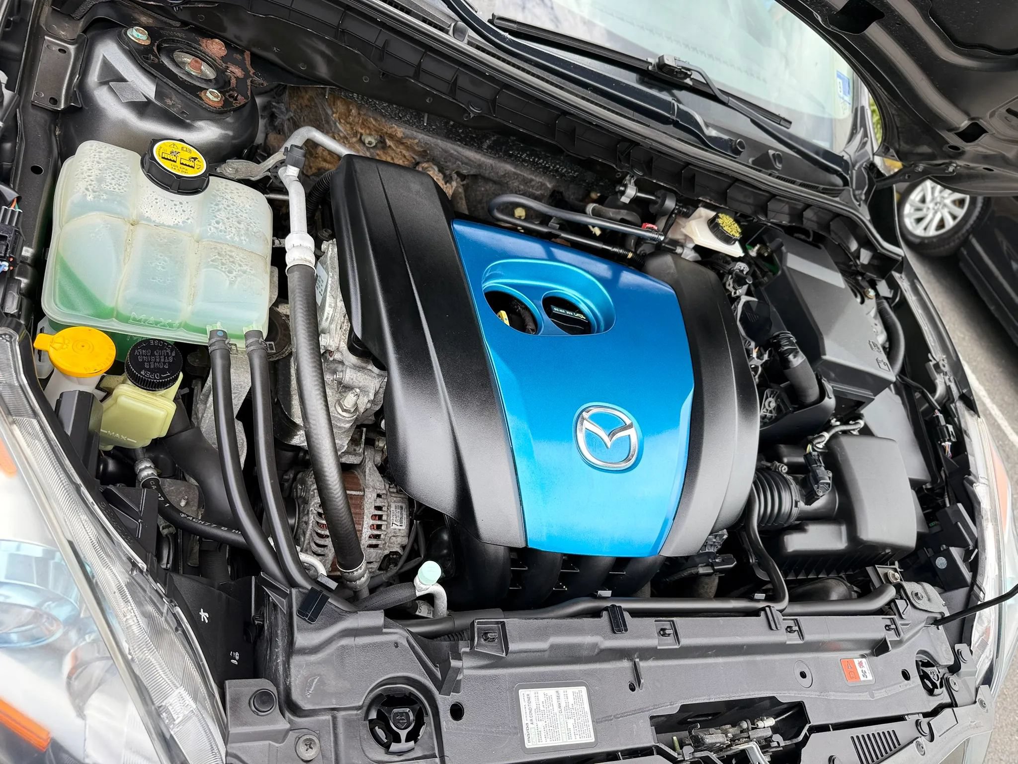 Used 2013 MAZDA MAZDA3 i Touring FWD image 40