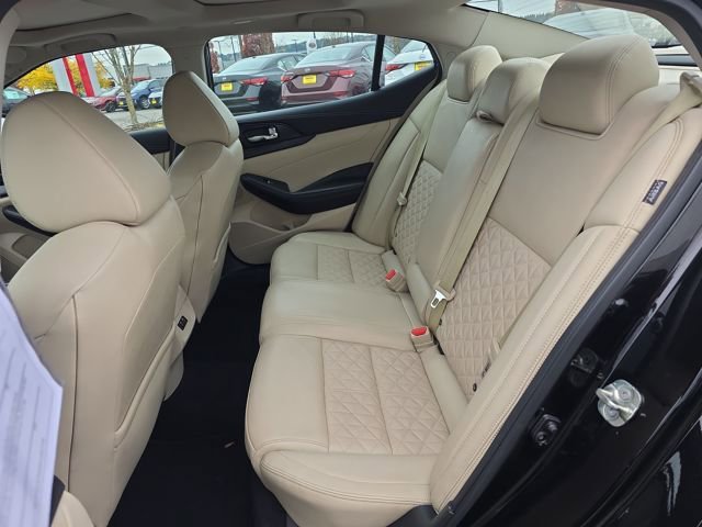 Used 2021 Nissan Maxima Platinum w/ Sport Mat Group image 15