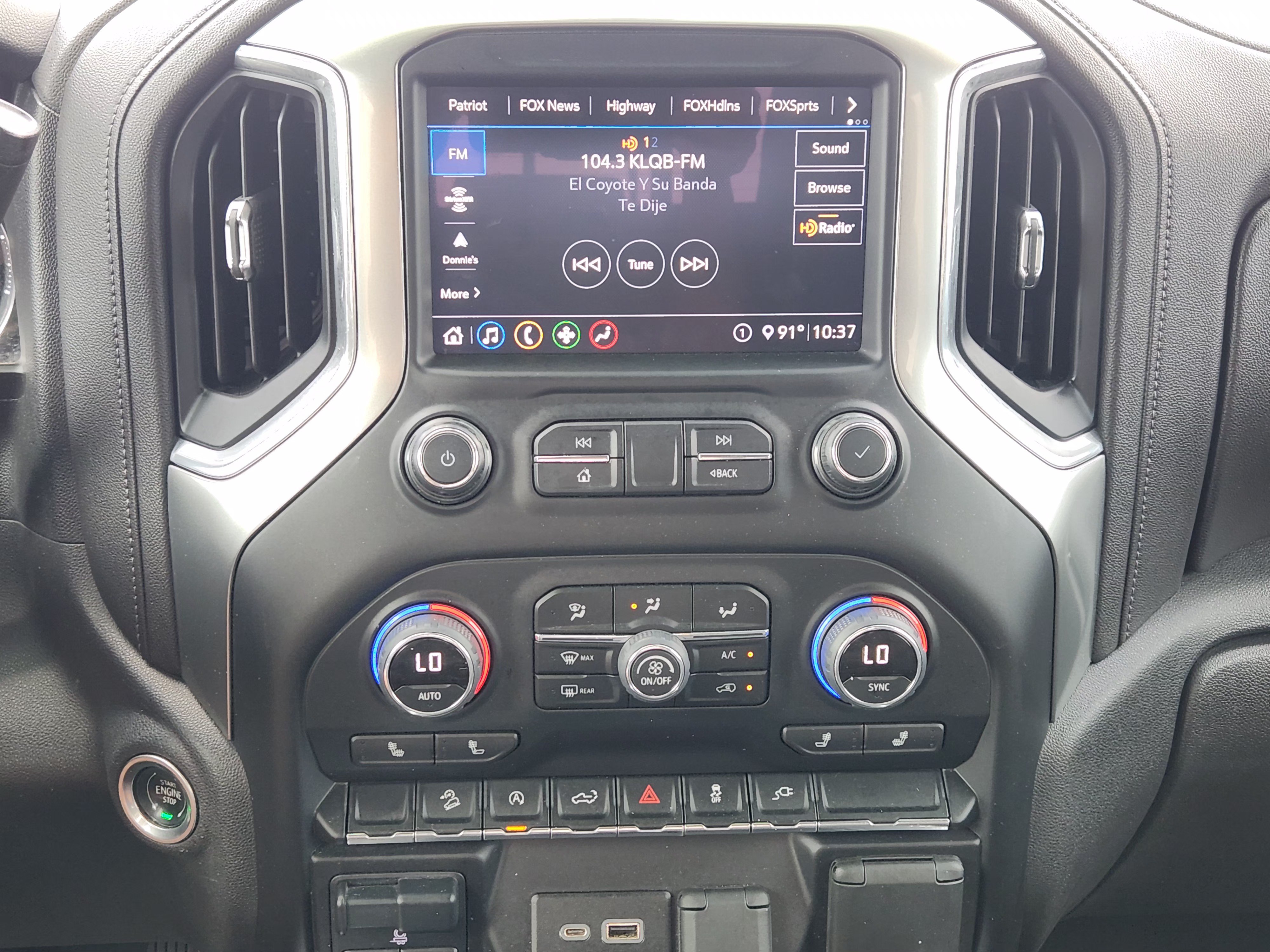 Used 2020 Chevrolet Silverado 1500 RST AWD/4WD image 18