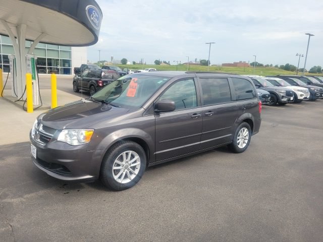 Used 2016 Dodge Grand Caravan SXT w/ UConnect Hands-Free Group