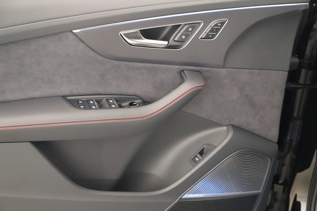 New 2026 Audi SQ7 Prestige image 23