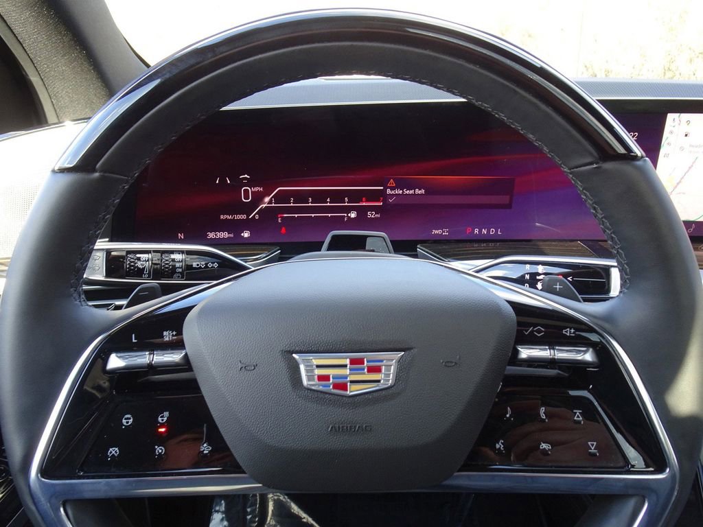 Used 2025 Cadillac Escalade Premium Luxury w/ LPO, Floor Liner Package image 21