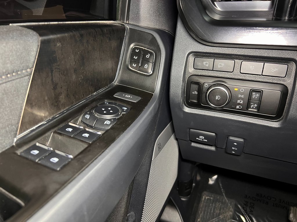 Used 2023 Ford F450 Lariat w/ Lariat Ultimate Package image 7