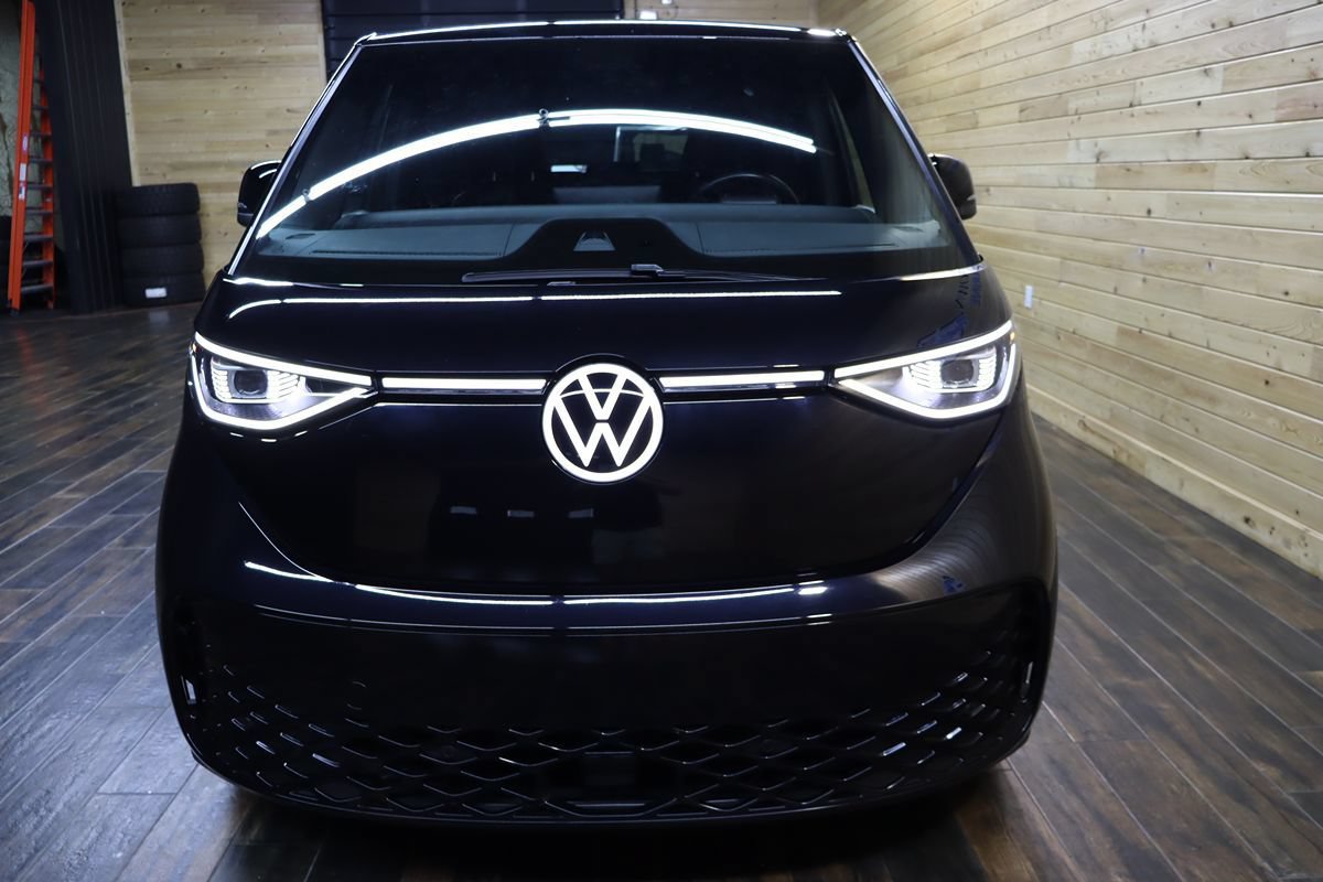 Used 2025 Volkswagen ID. Buzz Pro S RWD image 7