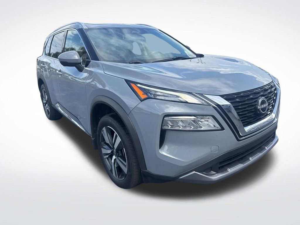 Certified 2023 Nissan Rogue SL FWD image 3