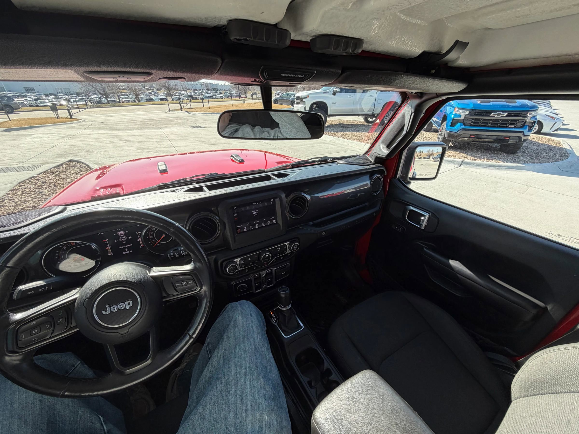 Used 2019 Jeep Wrangler Unlimited Sport image 10