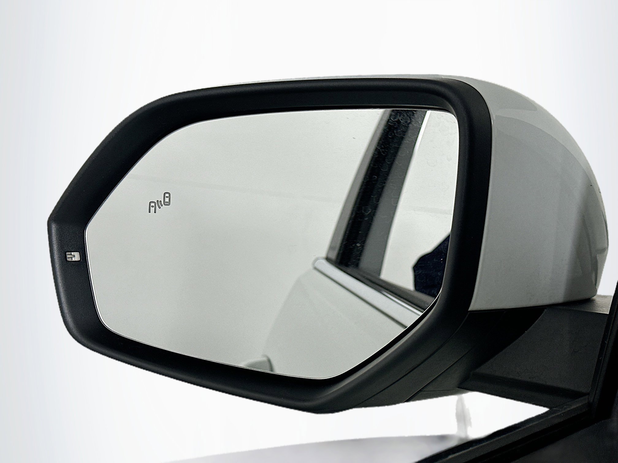 Used 2025 Volkswagen Atlas Cross Sport SE image 16