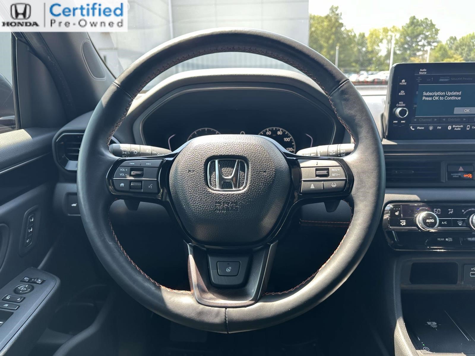 Certified 2025 Honda Pilot TrailSport image 12