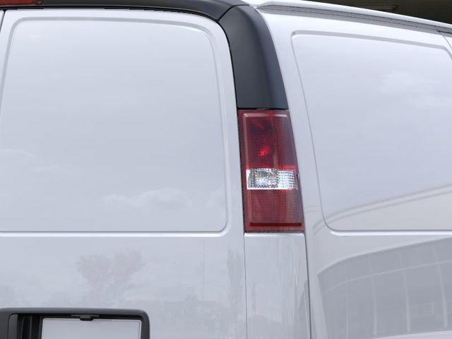 New 2026 Chevrolet Express 2500 w/ Driver Convenience Package RWD image 11