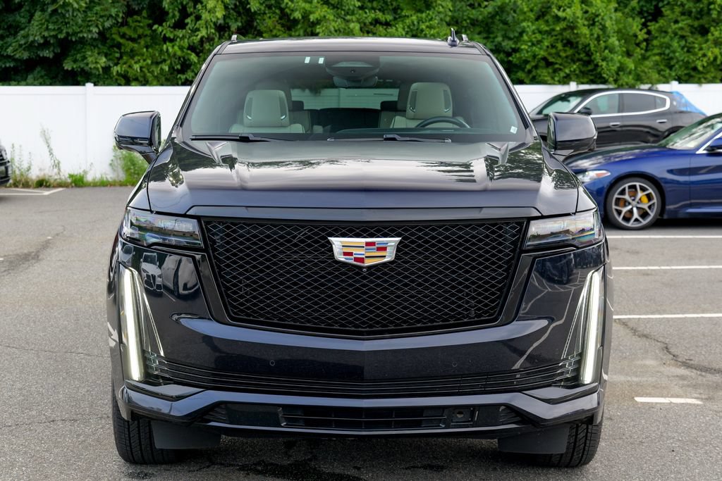 Used 2023 Cadillac Escalade ESV Sport w/ Touring Package AWD/4WD image 2