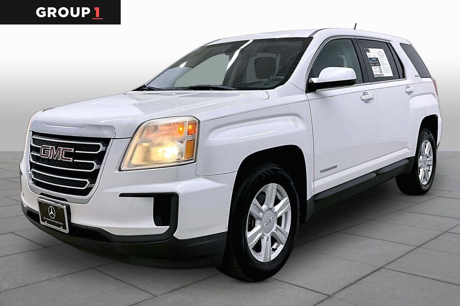 Used 2016 GMC Terrain SLE FWD image 1