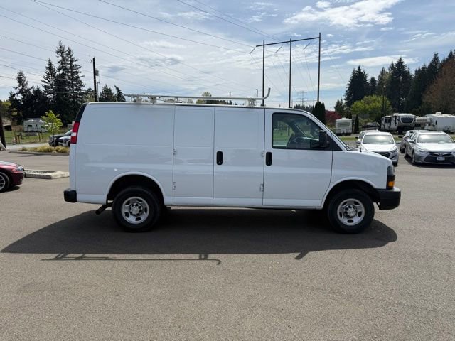 Used 2021 Chevrolet Express 2500 w/ Driver Convenience Package image 4