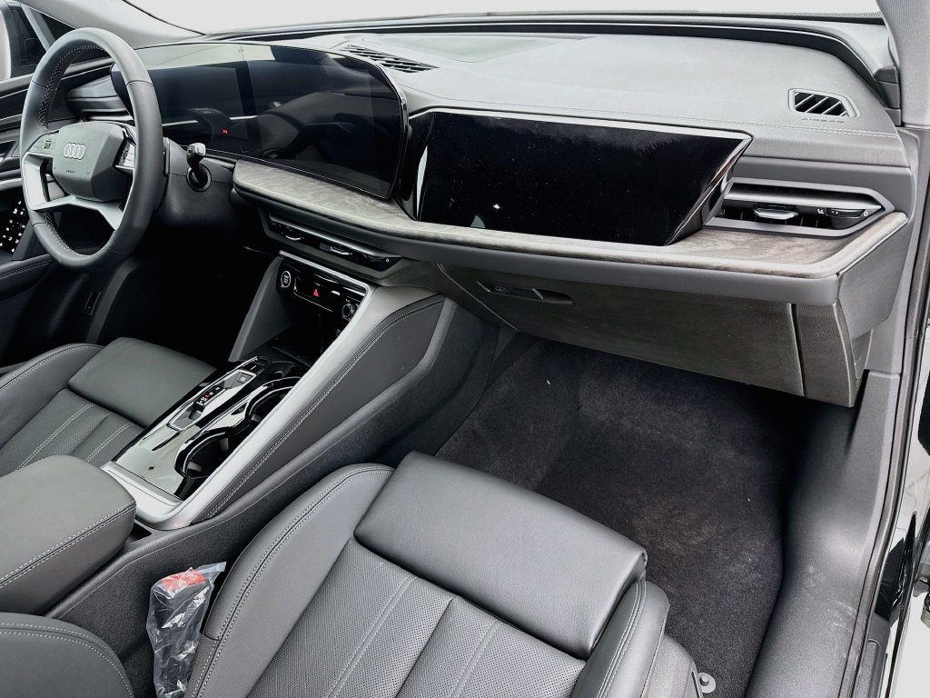New 2026 Audi Q5 Premium Plus AWD/4WD image 16