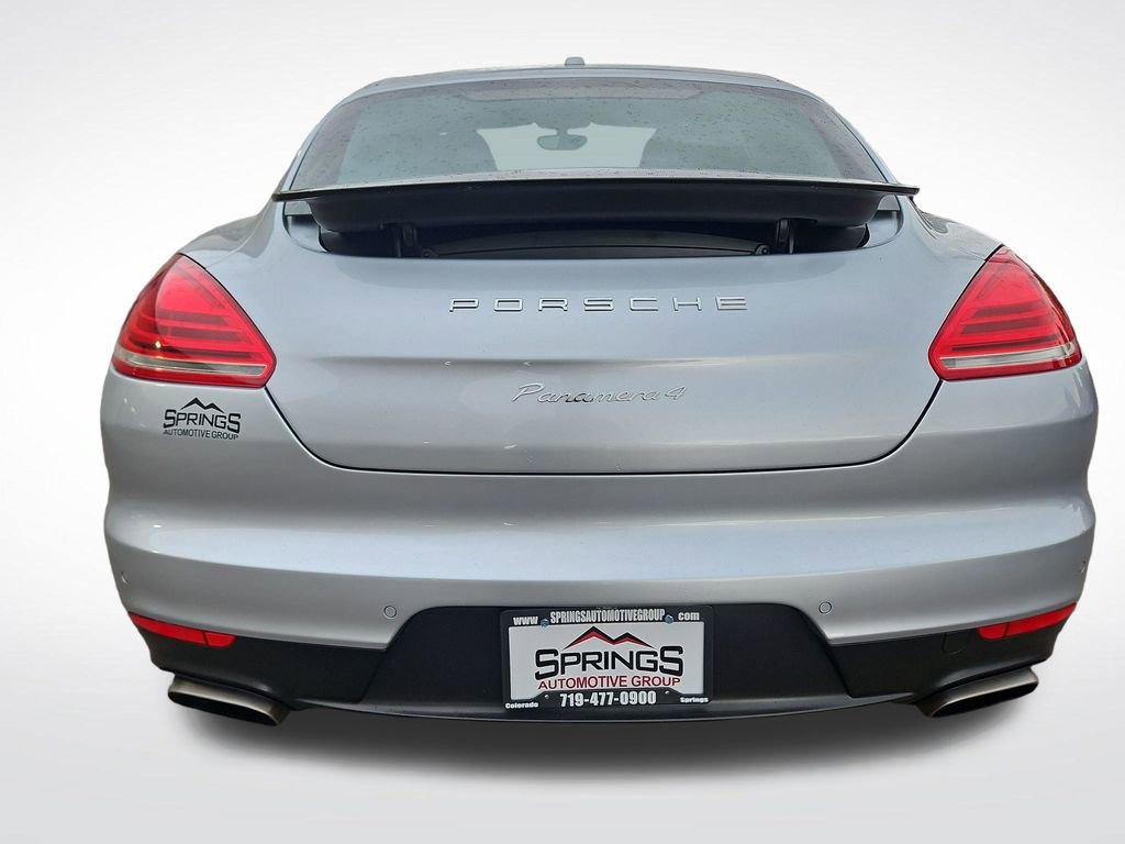 Used 2015 Porsche Panamera image 4