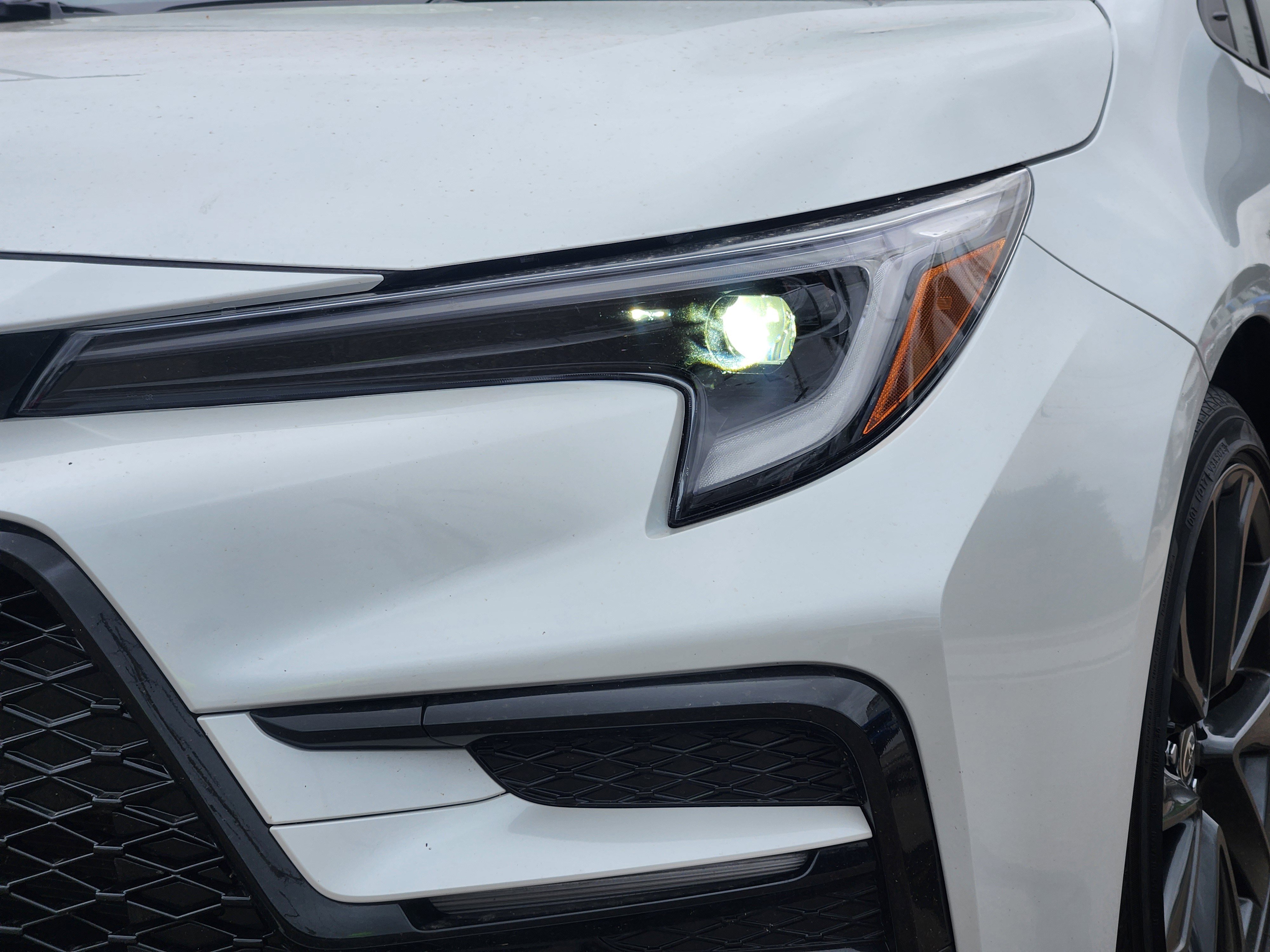 Used 2023 Toyota Corolla SE FWD image 6