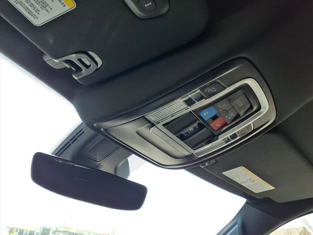 Used 2025 RAM 1500 Laramie image 17