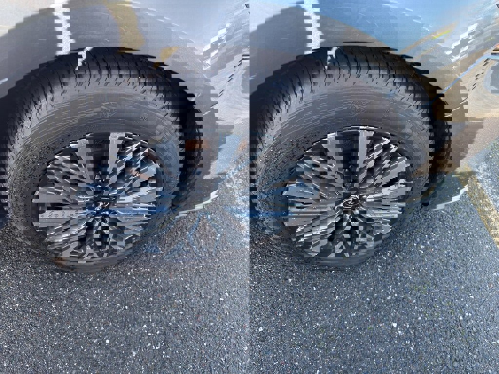 Used 2024 Nissan Altima 2.5 SV image 21