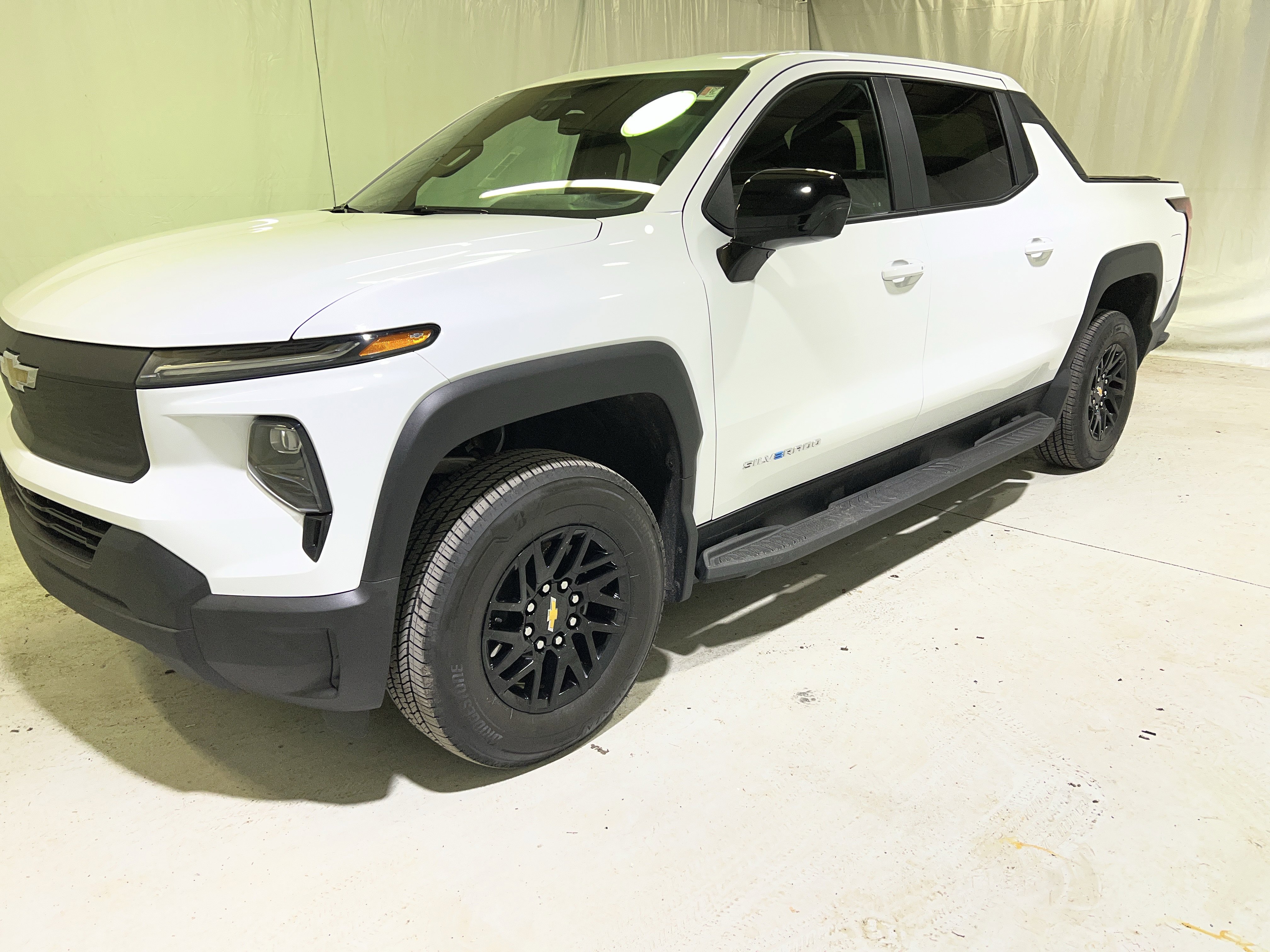 Certified 2024 Chevrolet Silverado EV W/T image 6