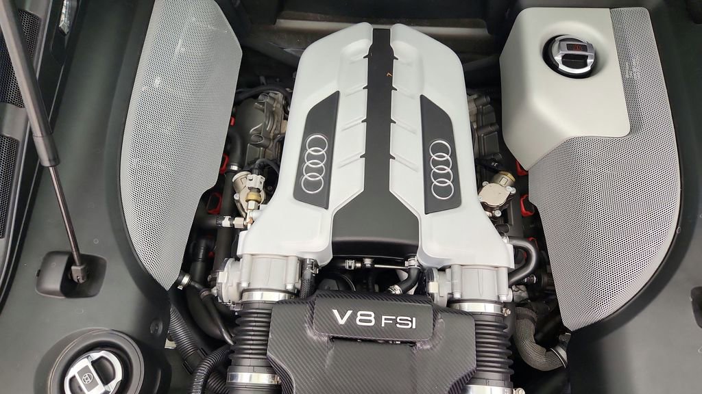 Used 2008 Audi R8 V8 image 14