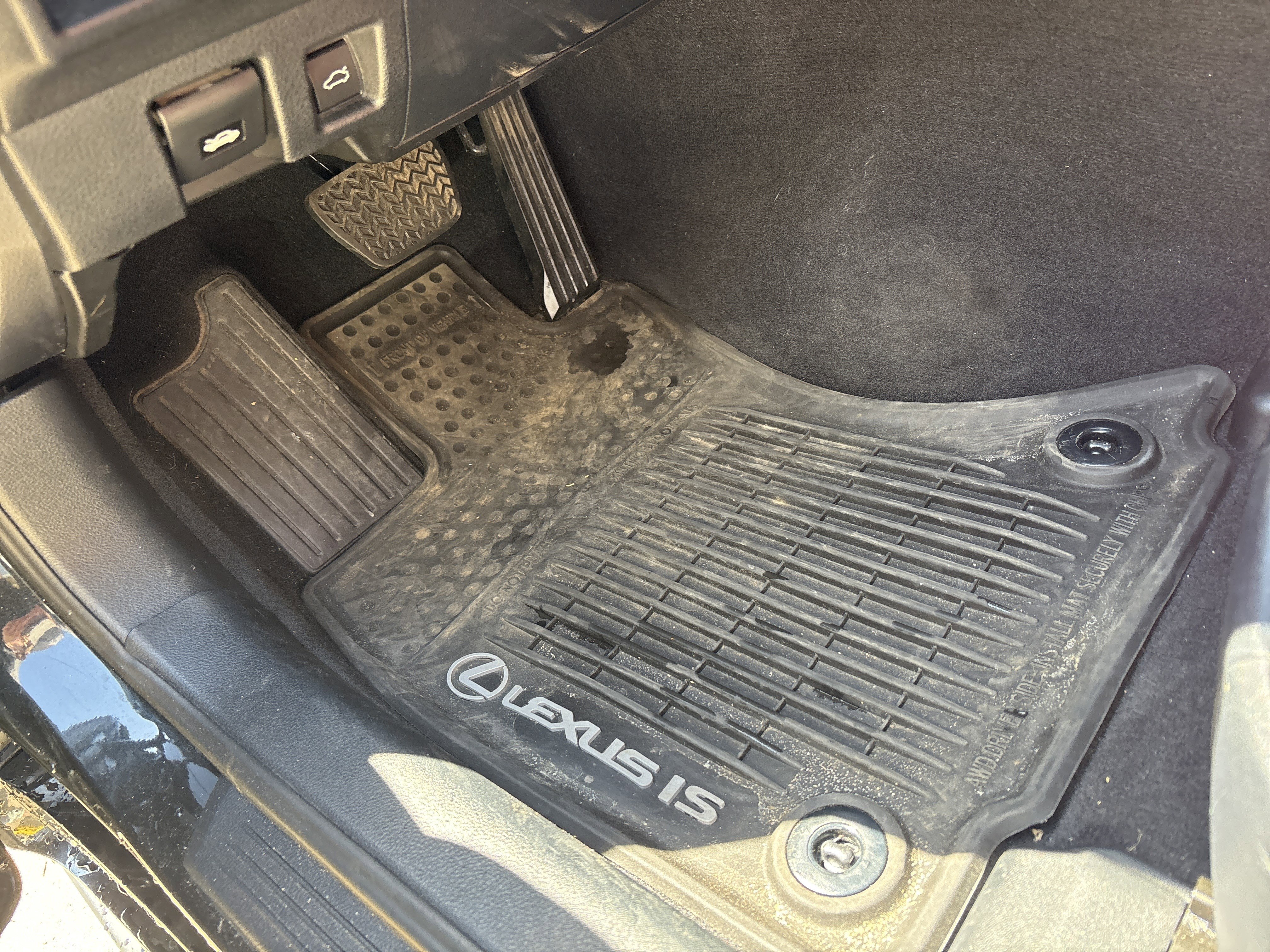 Used 2021 Lexus IS 300 AWD w/ Comfort Package image 17
