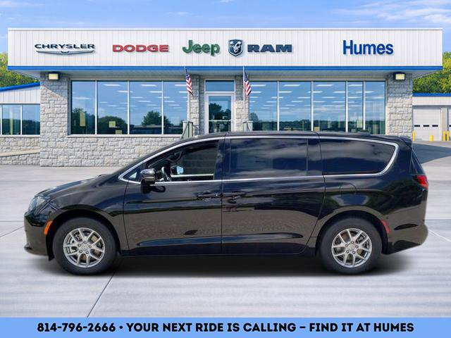 New 2026 Chrysler Voyager LX image 2