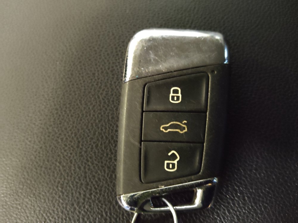 Used 2023 Volkswagen Atlas SE image 32