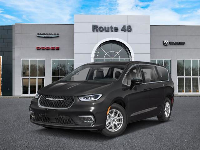 New 2026 Chrysler Pacifica Select