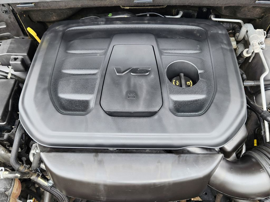 Used 2019 Jeep Grand Cherokee Overland AWD/4WD image 16