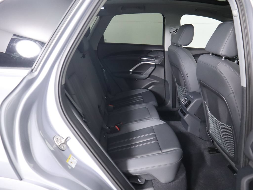 Used 2025 Audi Q5 Premium w/ Convenience Package AWD/4WD image 24