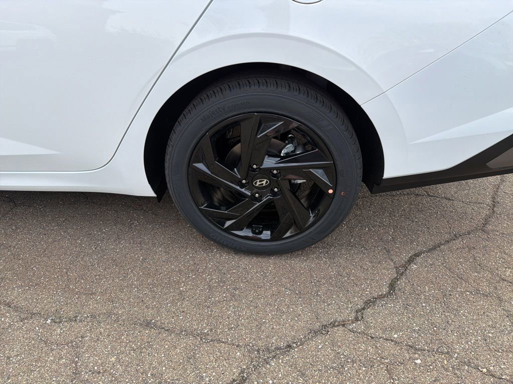 New 2026 Hyundai Elantra Sport image 11