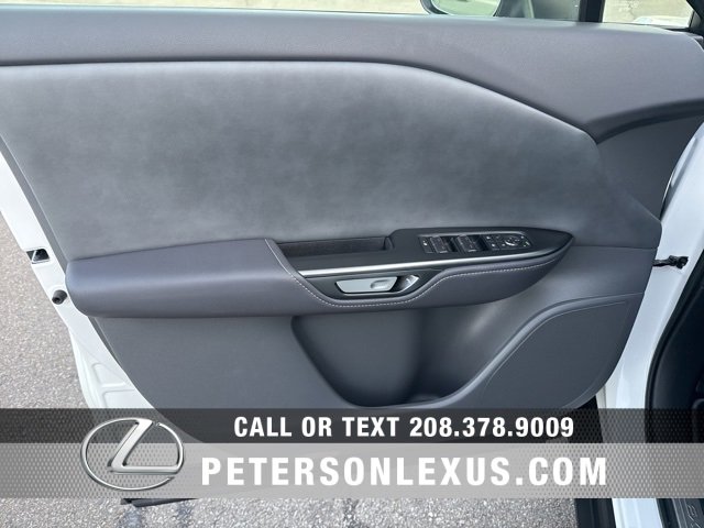 Used 2023 Lexus RZ 450e Premium image 21