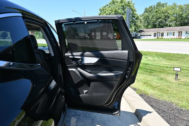Used 2023 Acura MDX w/ Technology Package AWD/4WD image 19