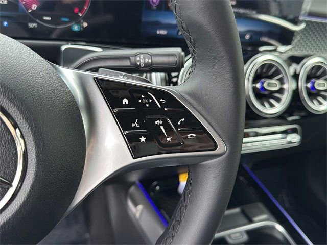 New 2026 Mercedes-Benz GLB 250 image 16