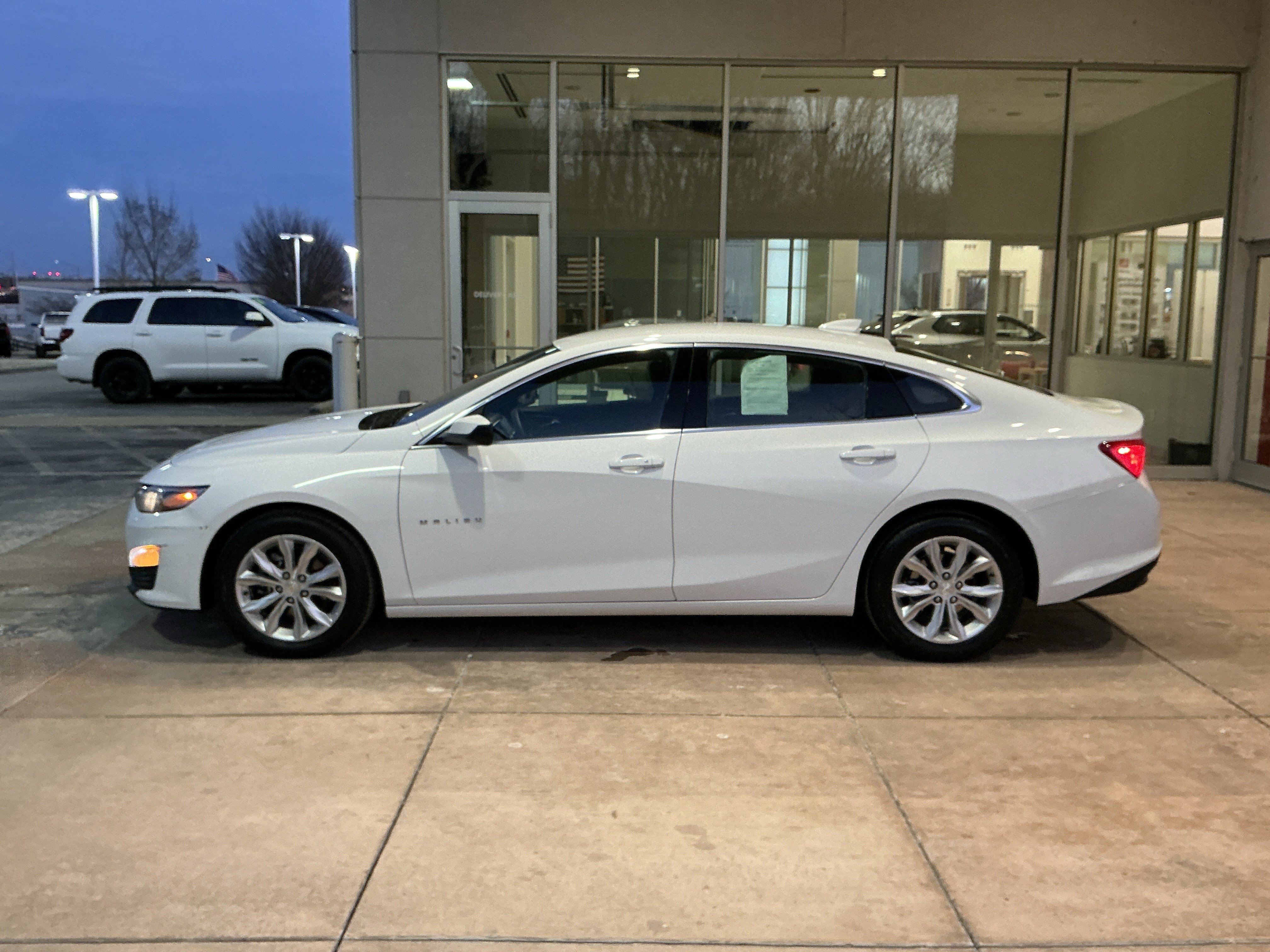 Used 2024 Chevrolet Malibu LT image 19