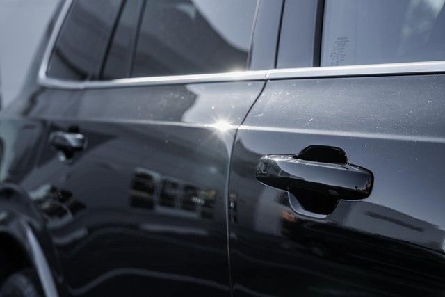 New 2026 Volvo XC90 B6 Plus w/ Protection Package Premier image 15