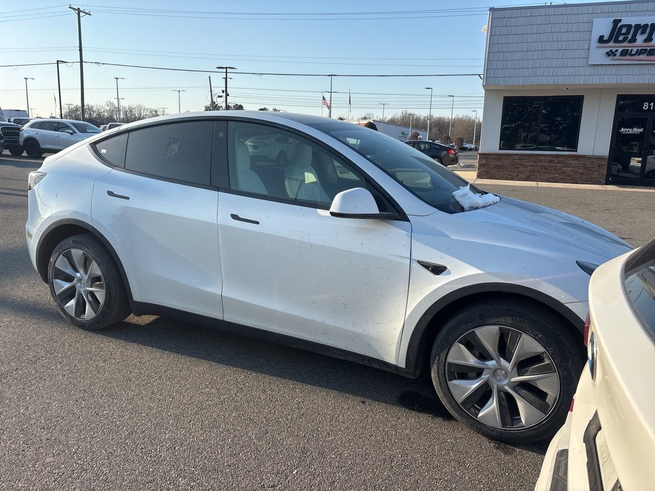 Used 2023 Tesla Model Y Long Range image 8