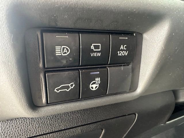 Used 2023 Toyota Highlander Platinum image 37