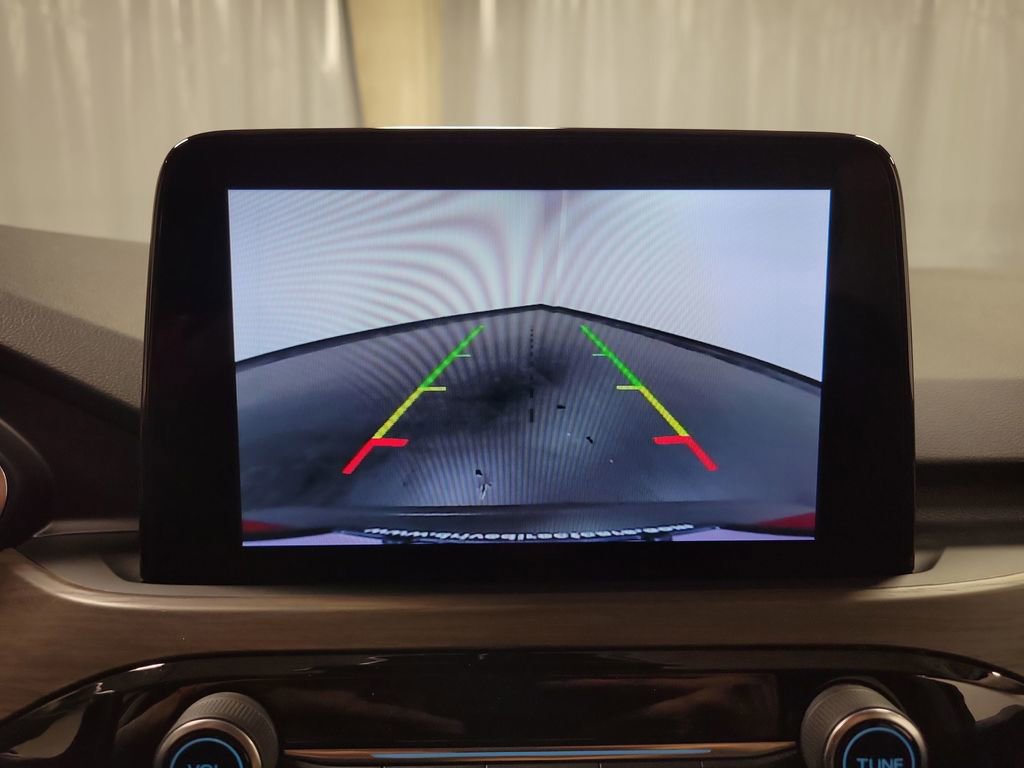 Used 2020 Ford Escape Titanium image 20