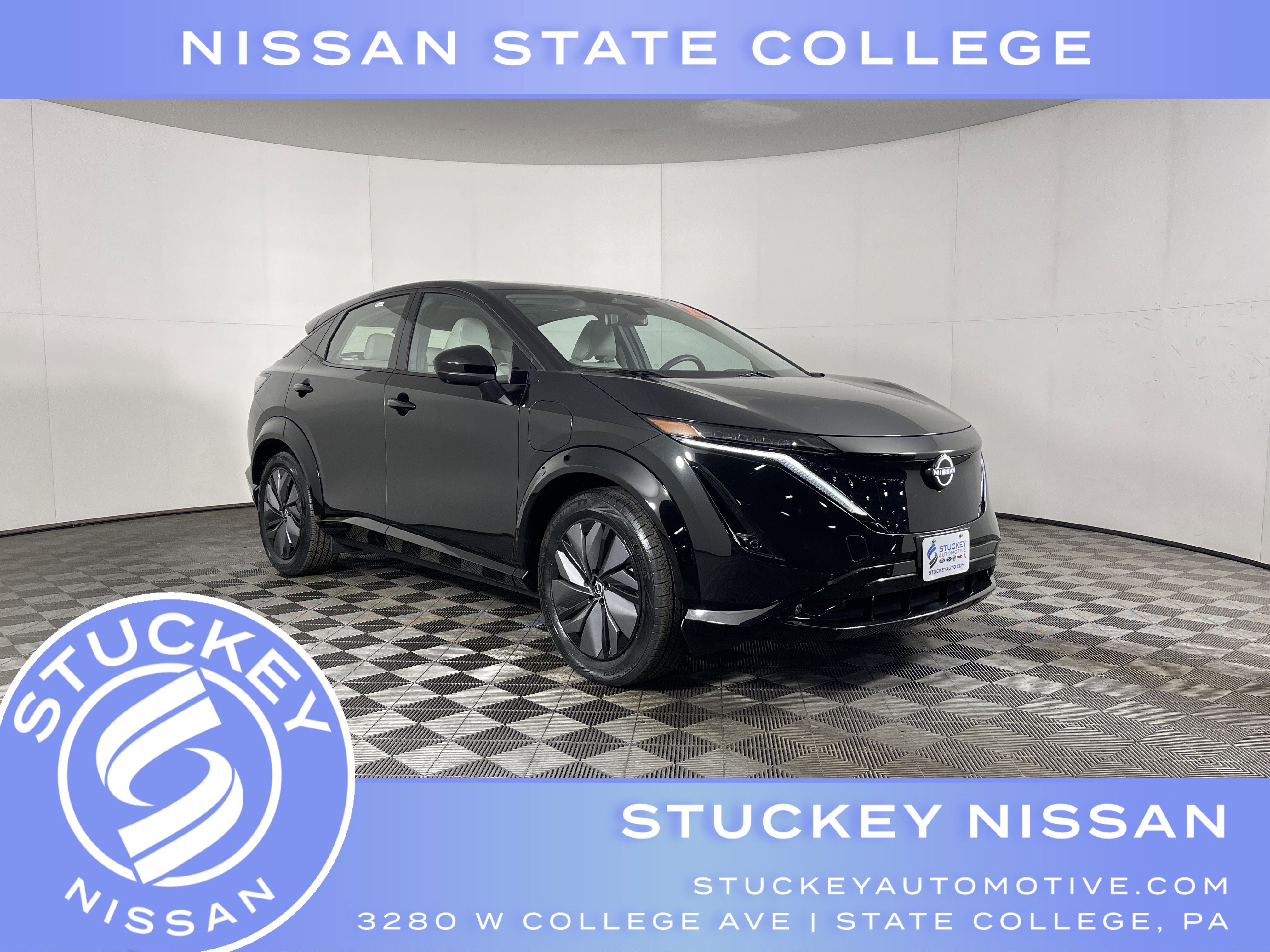 Used 2023 Nissan Ariya AWD image 1