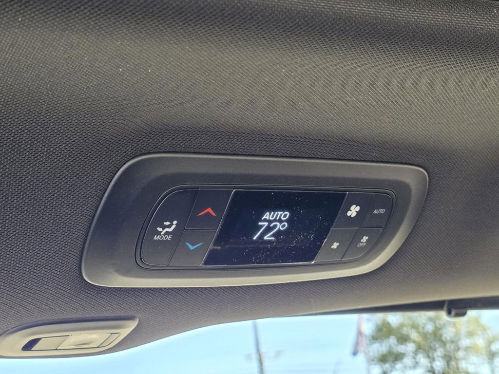 New 2026 Chrysler Pacifica Limited w/ Uconnect Theater Family Group image 13