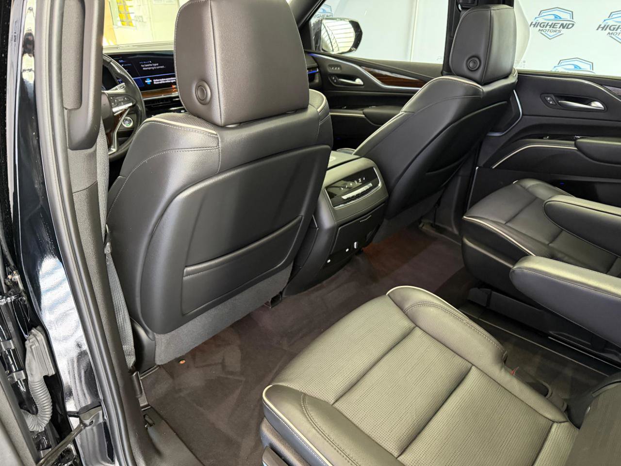 Used 2023 Cadillac Escalade Premium Luxury w/ Touring Package AWD/4WD image 19