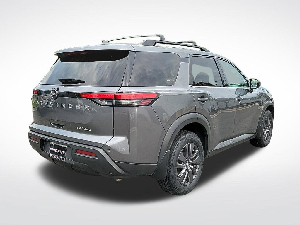 Used 2022 Nissan Pathfinder SV AWD/4WD image 10