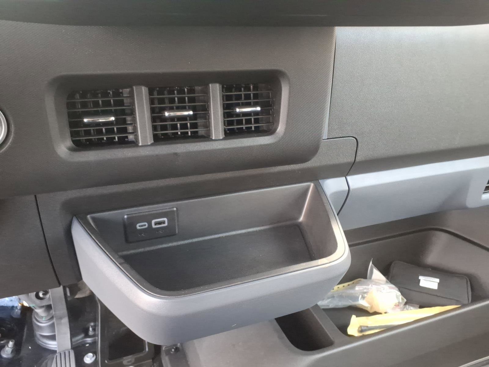 New 2026 Chevrolet Brightdrop 600 w/ Battery Pack, Extended Range AWD/4WD image 11