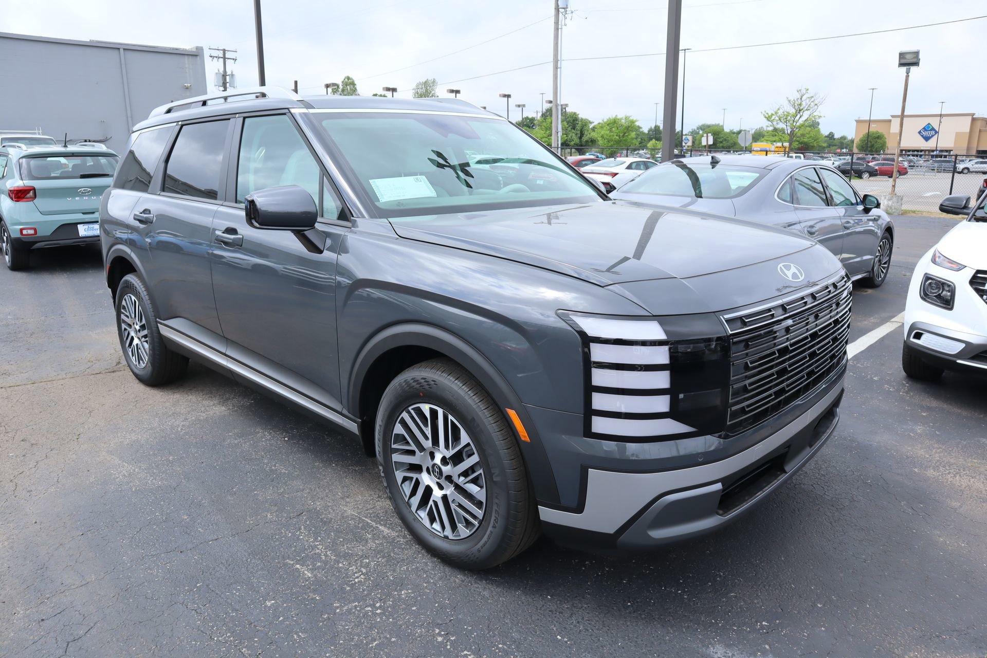 New 2026 Hyundai Palisade SEL FWD image 1