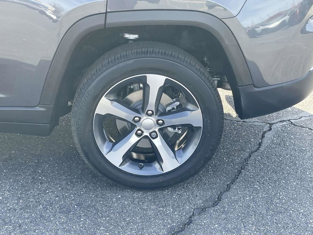 New 2026 Jeep Grand Cherokee Limited w/ Luxury Tech Group II image 11