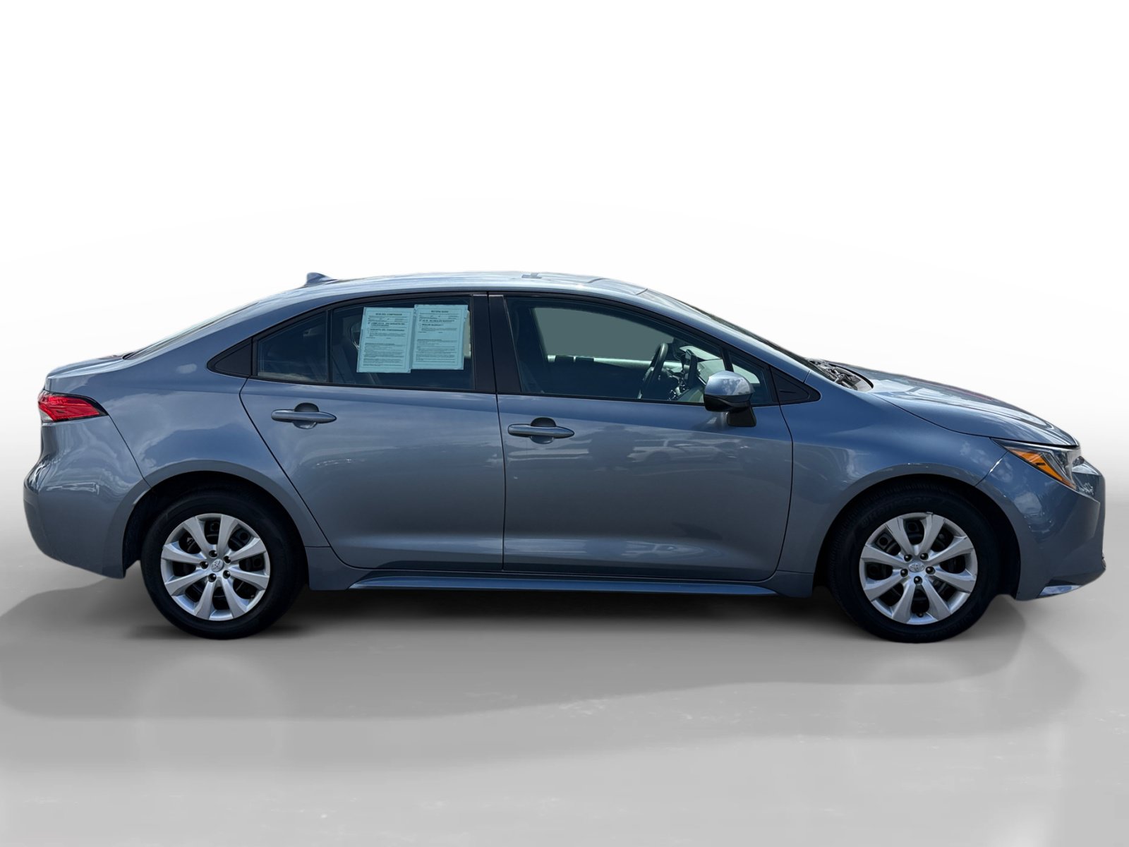 Used 2025 Toyota Corolla LE FWD image 6