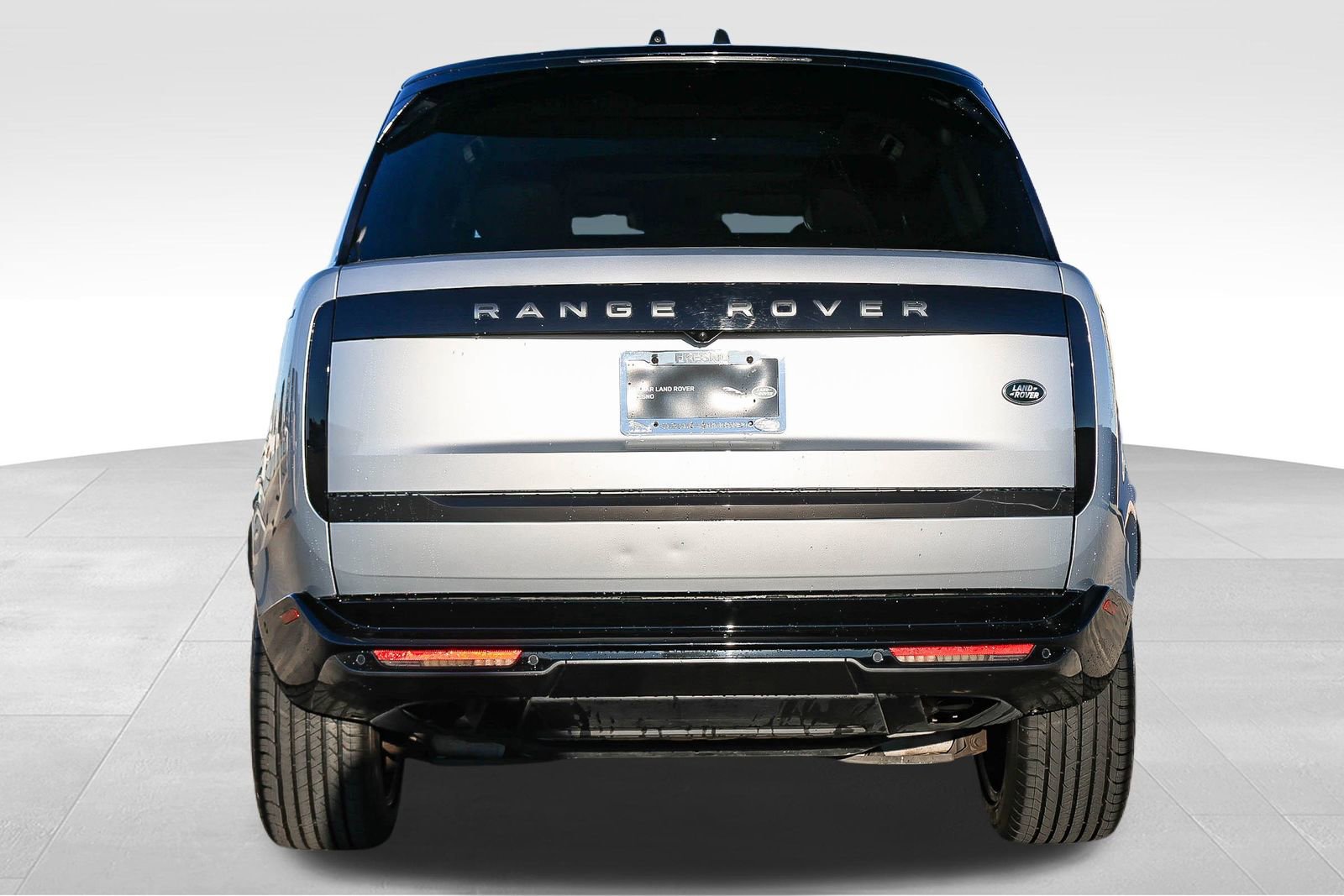 Certified 2023 Land Rover Range Rover SE image 5